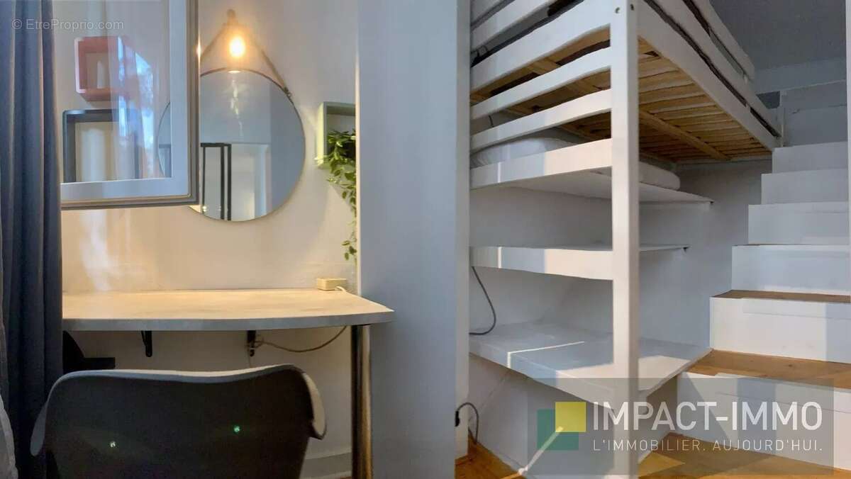 Appartement à LA GARENNE-COLOMBES
