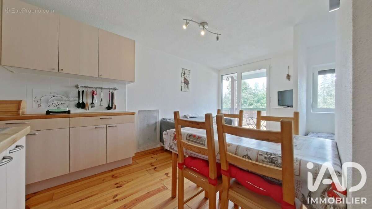 Appartement 22 m² à Premanon  - photo 3