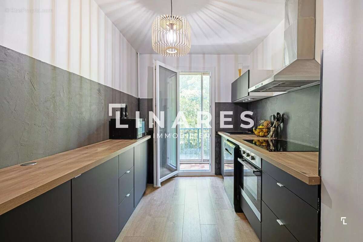 Appartement à MARSEILLE-11E