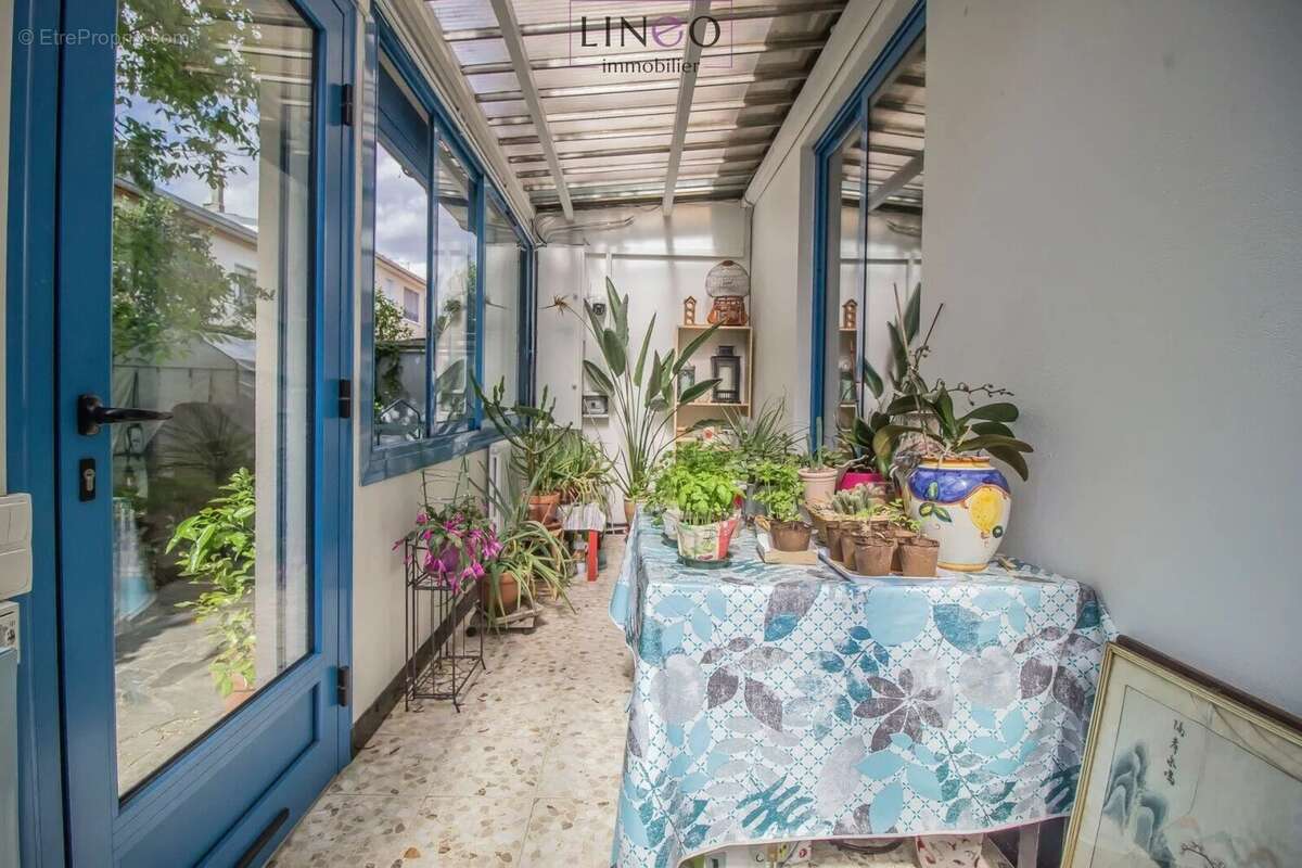 Maison à CHOISY-LE-ROI