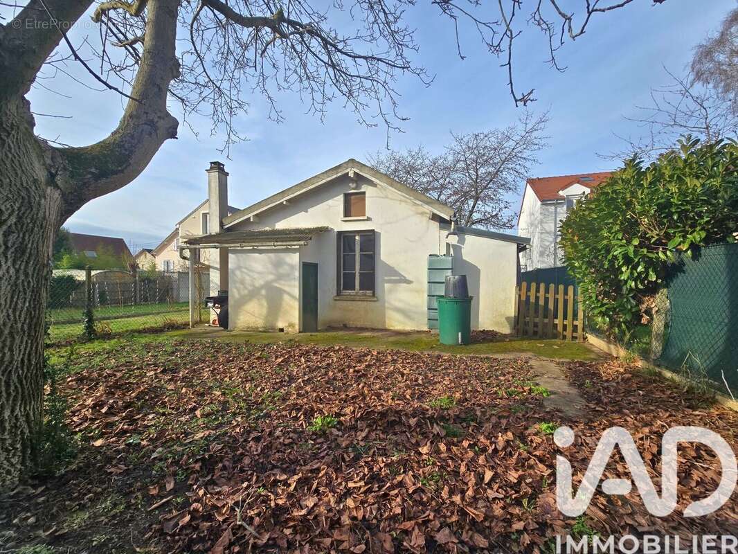 Photo 2 - Maison à SAINTE-GENEVIEVE-DES-BOIS
