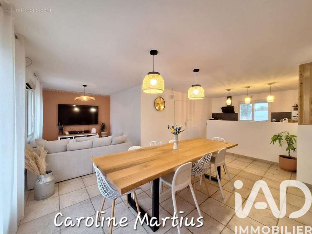 Photo 3 - Maison à SAINT-SAUVEUR-D'AUNIS