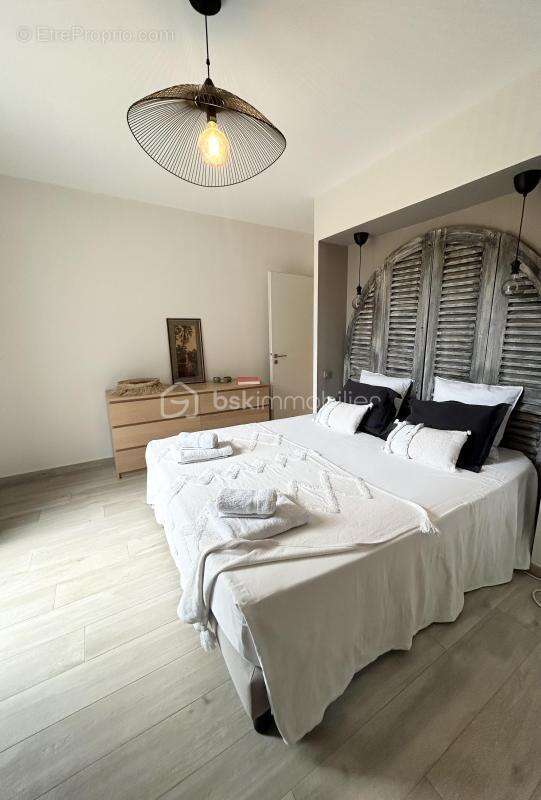 Grimaud, Villa d'Architecte en pleine nature, 200m2, 5 chambres - photo 8