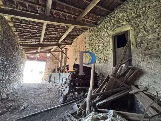10 MN lA CLAYETTE- Maison et dépendances - photo 4