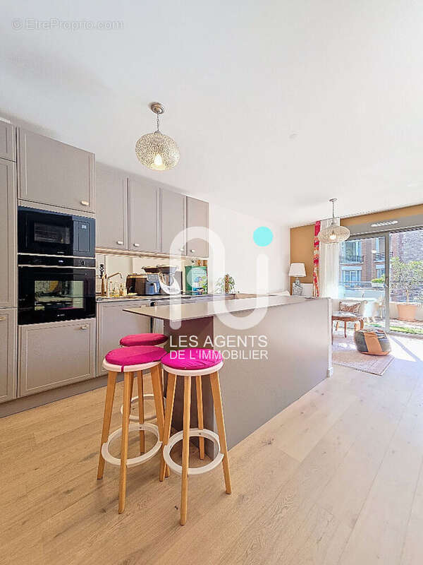 Appartement à ASNIERES-SUR-SEINE