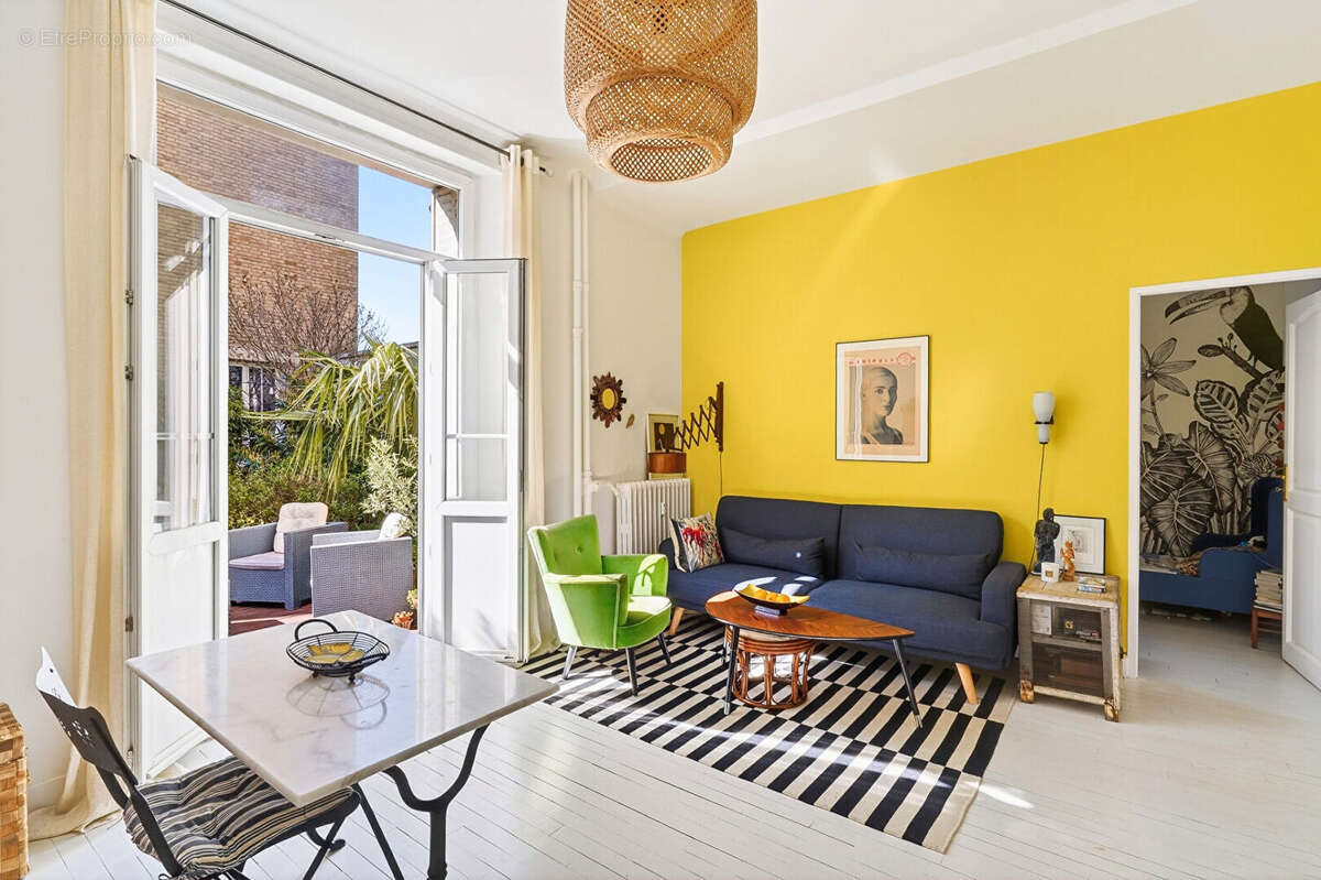 Appartement à BOIS-COLOMBES