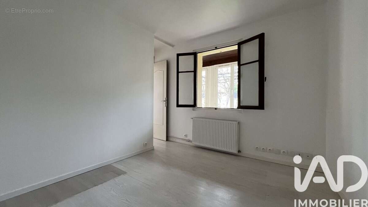 Photo 8 - Maison à PIERREFITTE-SUR-SEINE