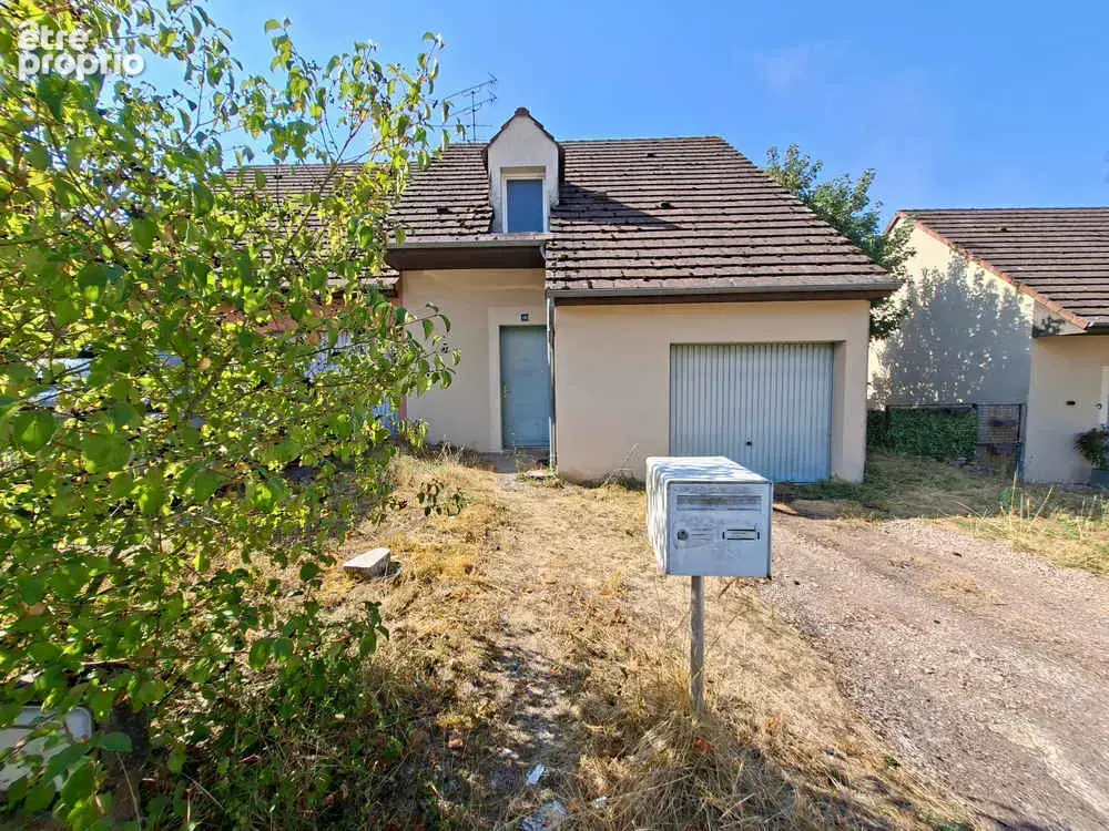 Maison à VARZY