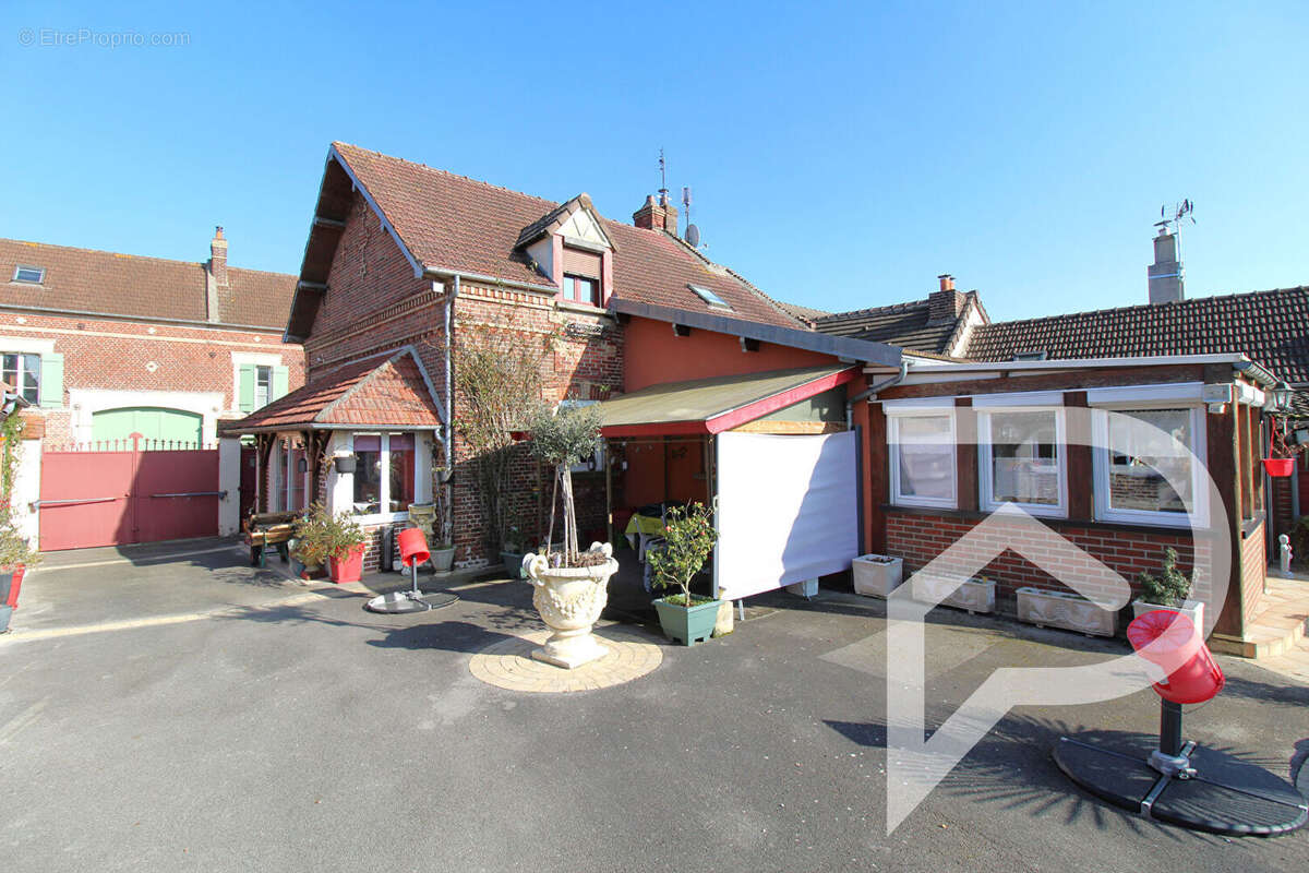 Maison à GRANDFRESNOY