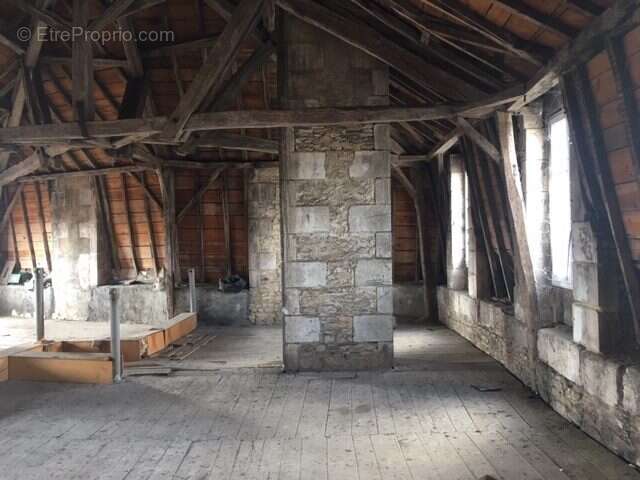 Appartement à NEUVILLE-DE-POITOU