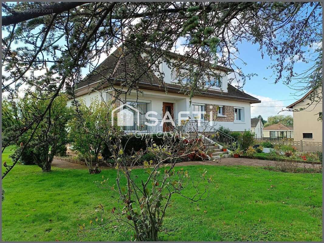 Photo 2 - Maison à MONTCEAU-LES-MINES