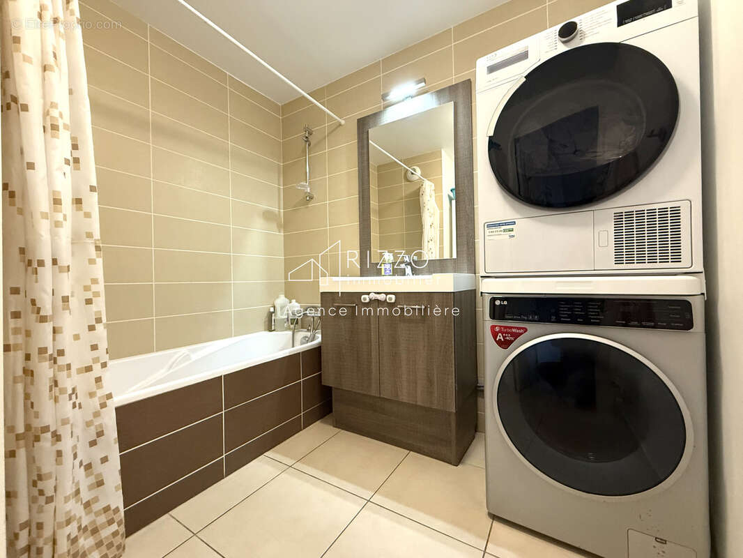 Appartement à PREVESSIN-MOENS