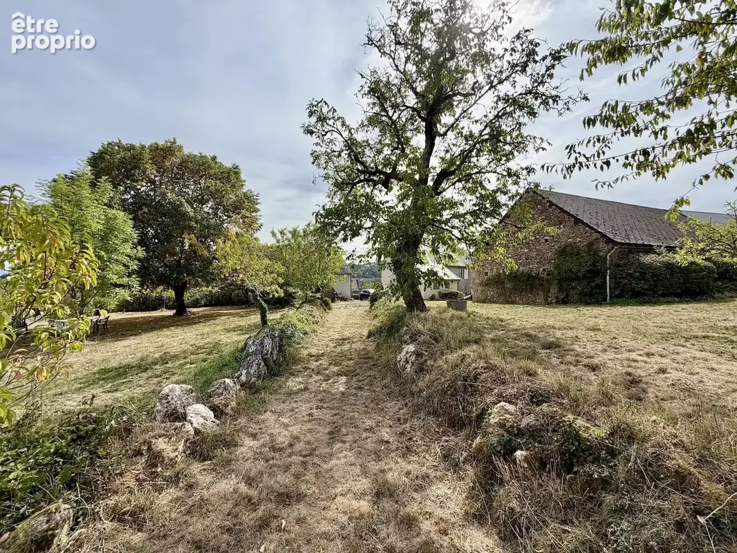 Maison indépendante avec grand terrain à vendre à Roussillon-en-Morvan - photo 23