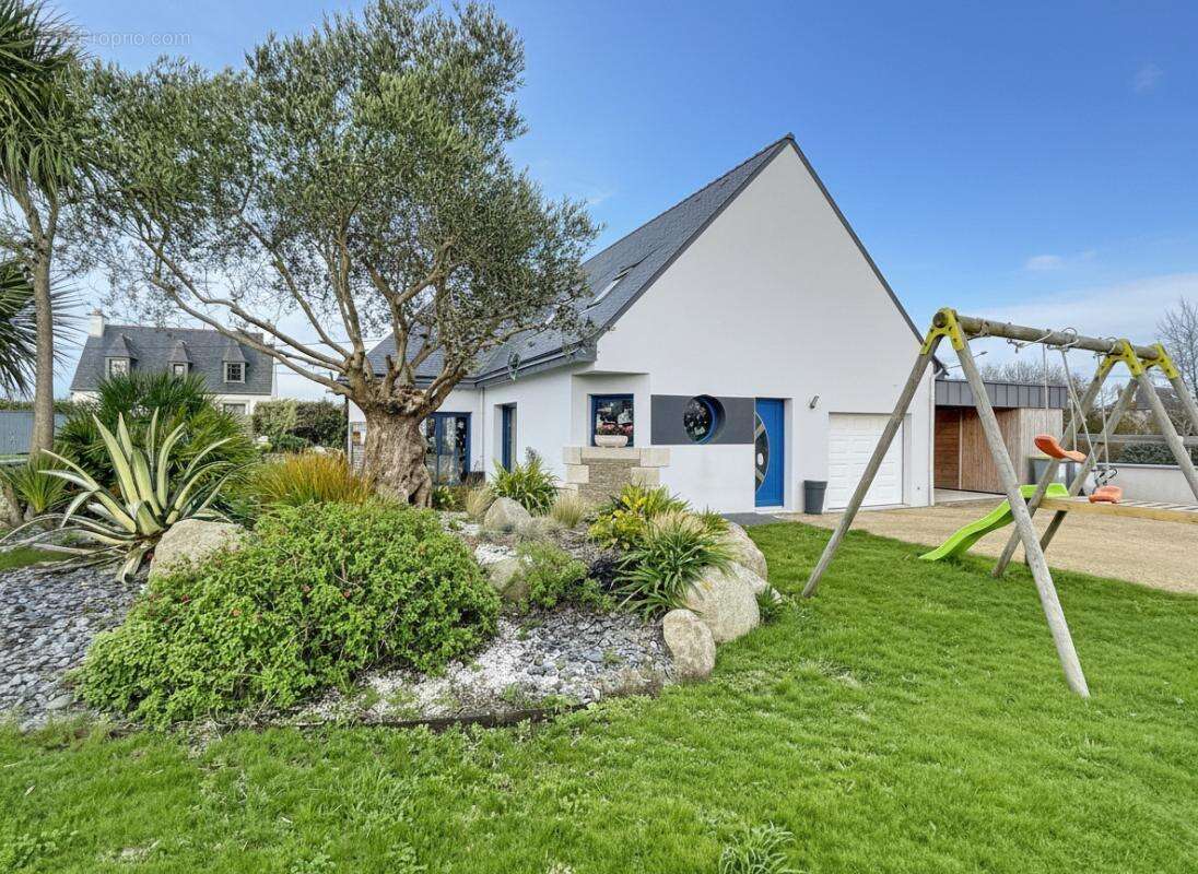 Maison à TREVOU-TREGUIGNEC