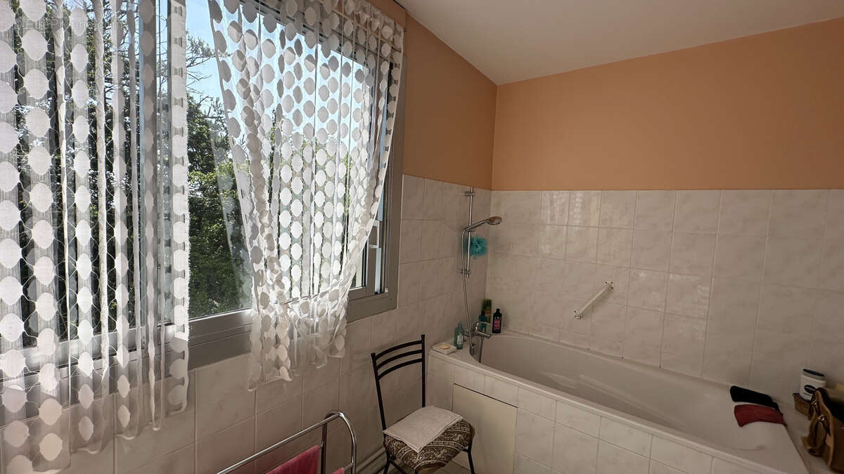 Appartement à SAINTE-FOY-LES-LYON