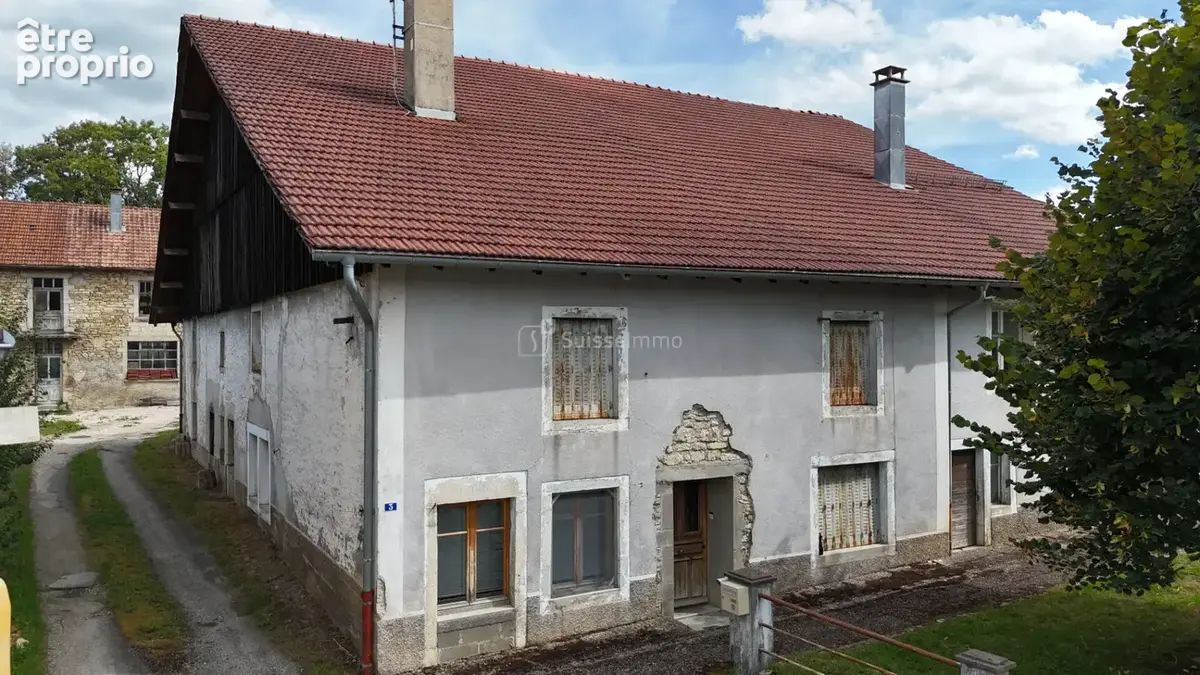 Maison Charmoille 12 pièce(s) 221 m2 - photo 2