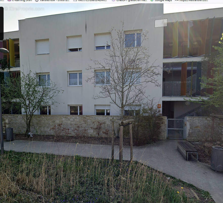 Appartement à LES MUREAUX