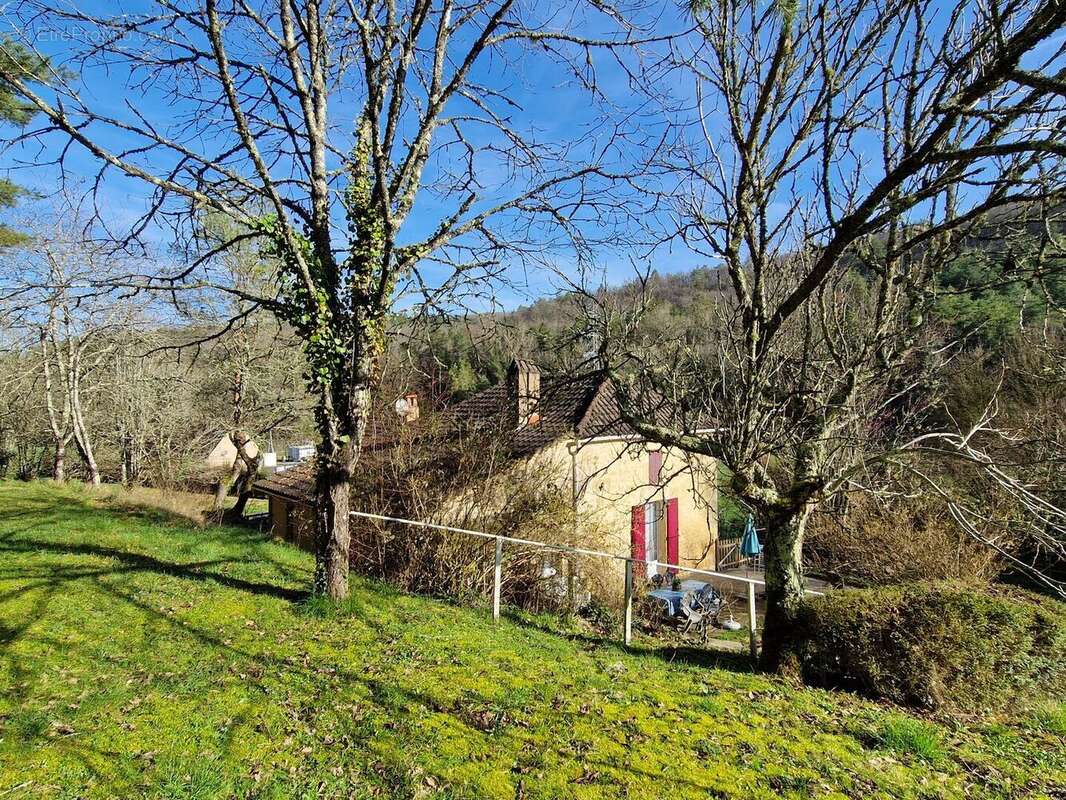 20260224101624 - Maison à CAMPAGNE