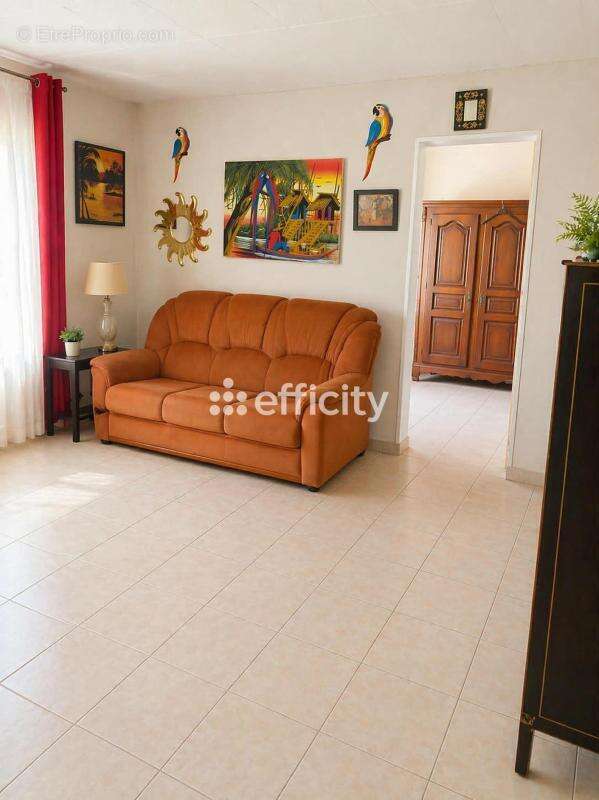 Appartement 51 m² à Marseille-9e  - photo 4