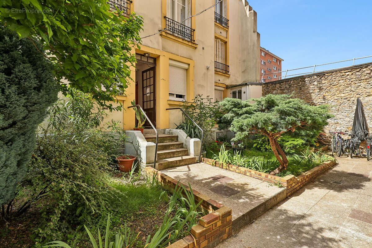 Appartement à LE PRE-SAINT-GERVAIS