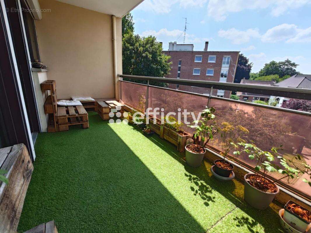 Appartement à LA MADELEINE