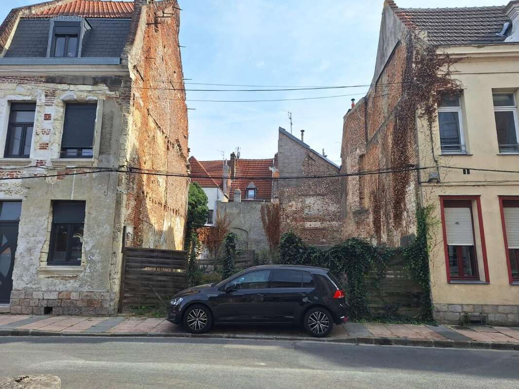 Terrain à CAMBRAI