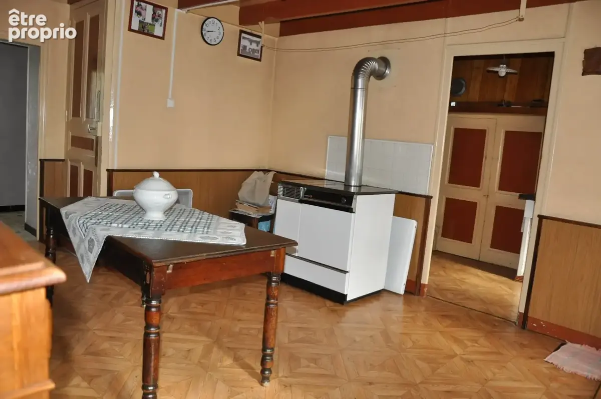 Jolie petite maison de campagne en pierre de granite, avec trois petites chambres et un terrain de 1320 m2 - photo 2