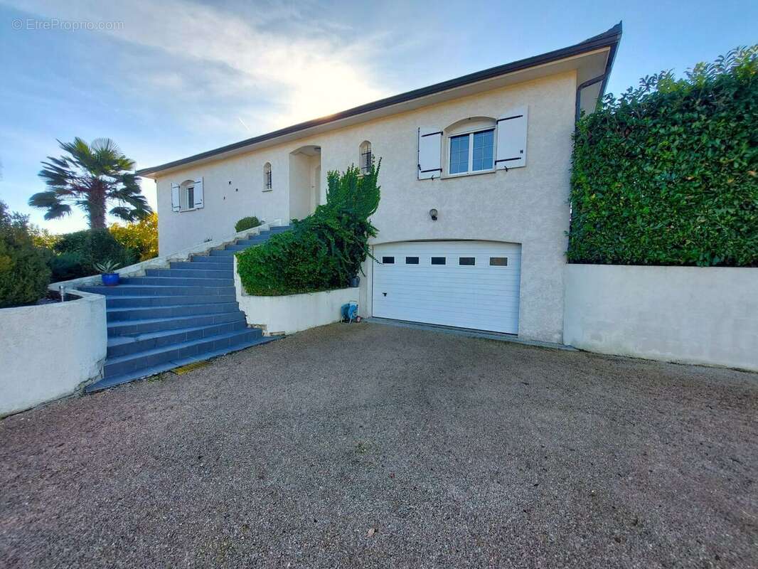 Superbe villa avec une vue hors du commun sur les pyrenees «  secteur saint marory... - photo 16