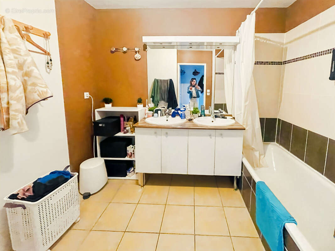 Appartement à BEGLES