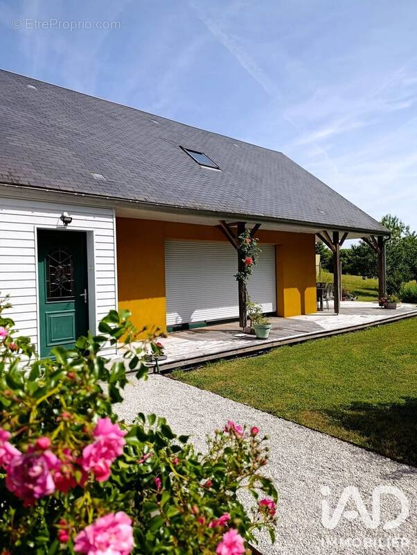 Photo 1 - Maison à MAZANGE