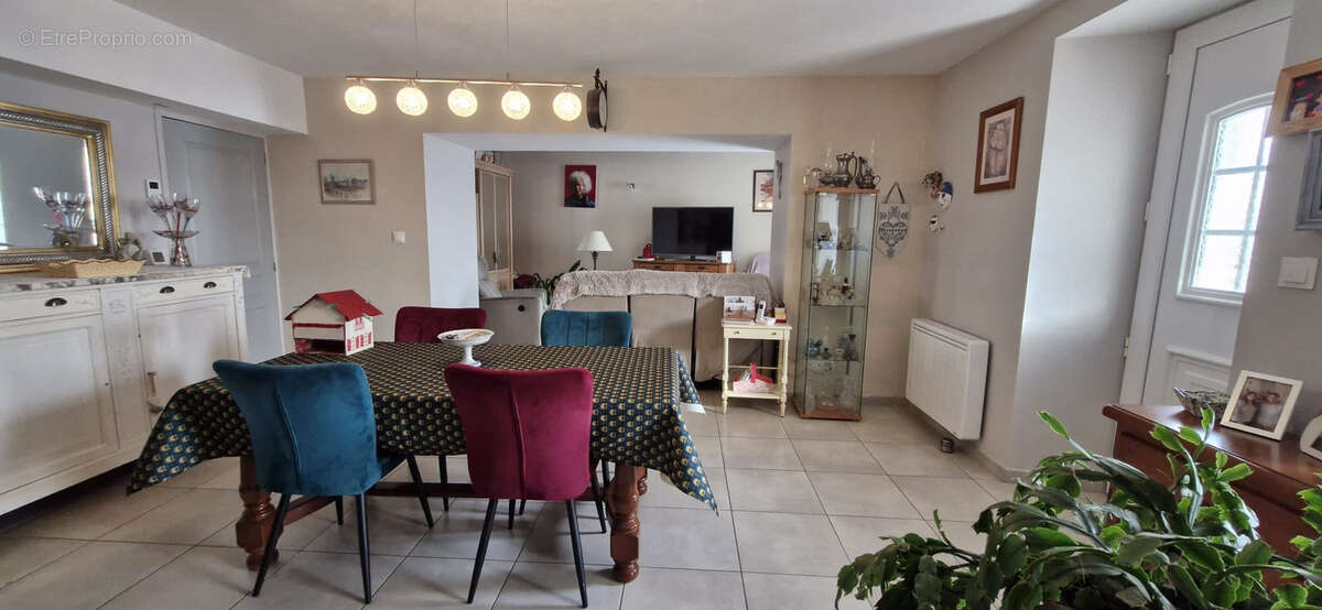 Maison à MORTAGNE-SUR-GIRONDE