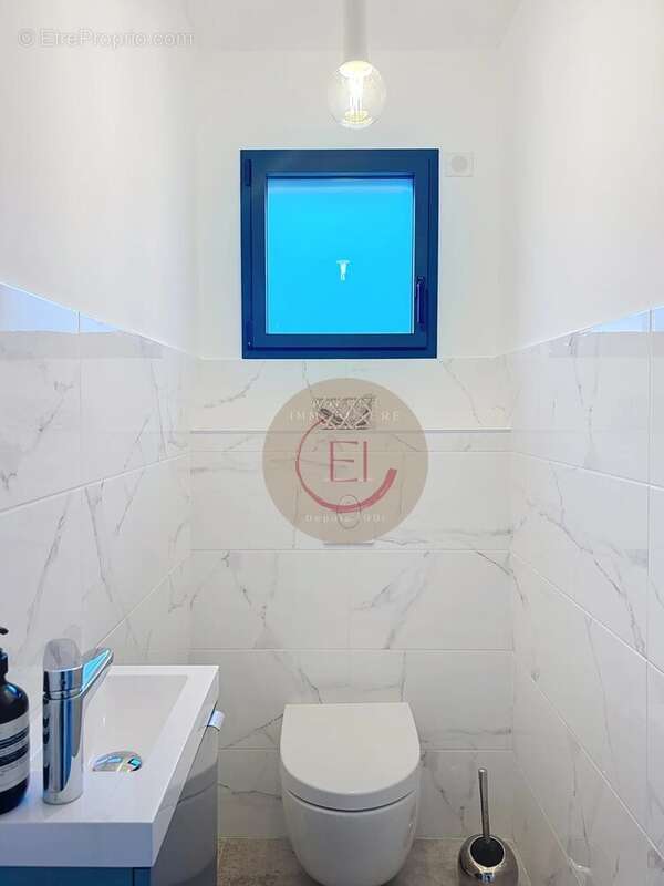 Maison à LES ADRETS-DE-L'ESTEREL