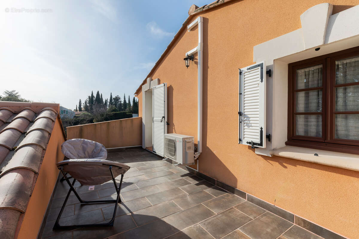 Murviel-les-montpellier une  villa  independante avec piscine 599 000 € - photo 9