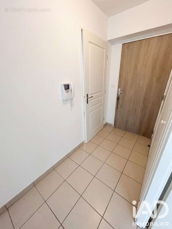 Appartement 42 m² à Tours  - photo 7