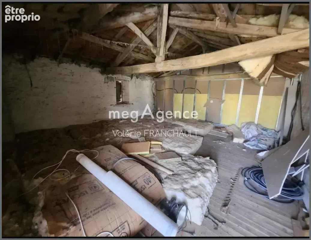 Saint aubin la plaine, maison a renover à fort potentiel (dépendances, grange, jardin, grenier..) - photo 7