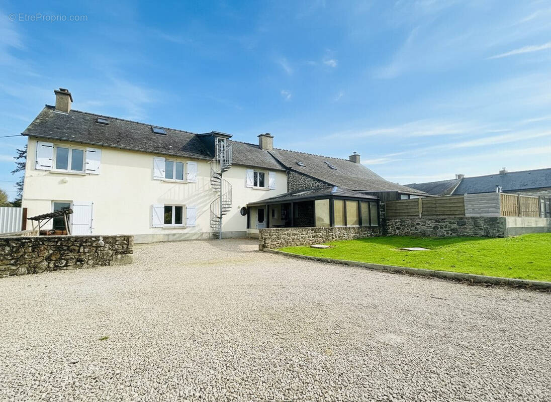 Maison à LA MEZIERE