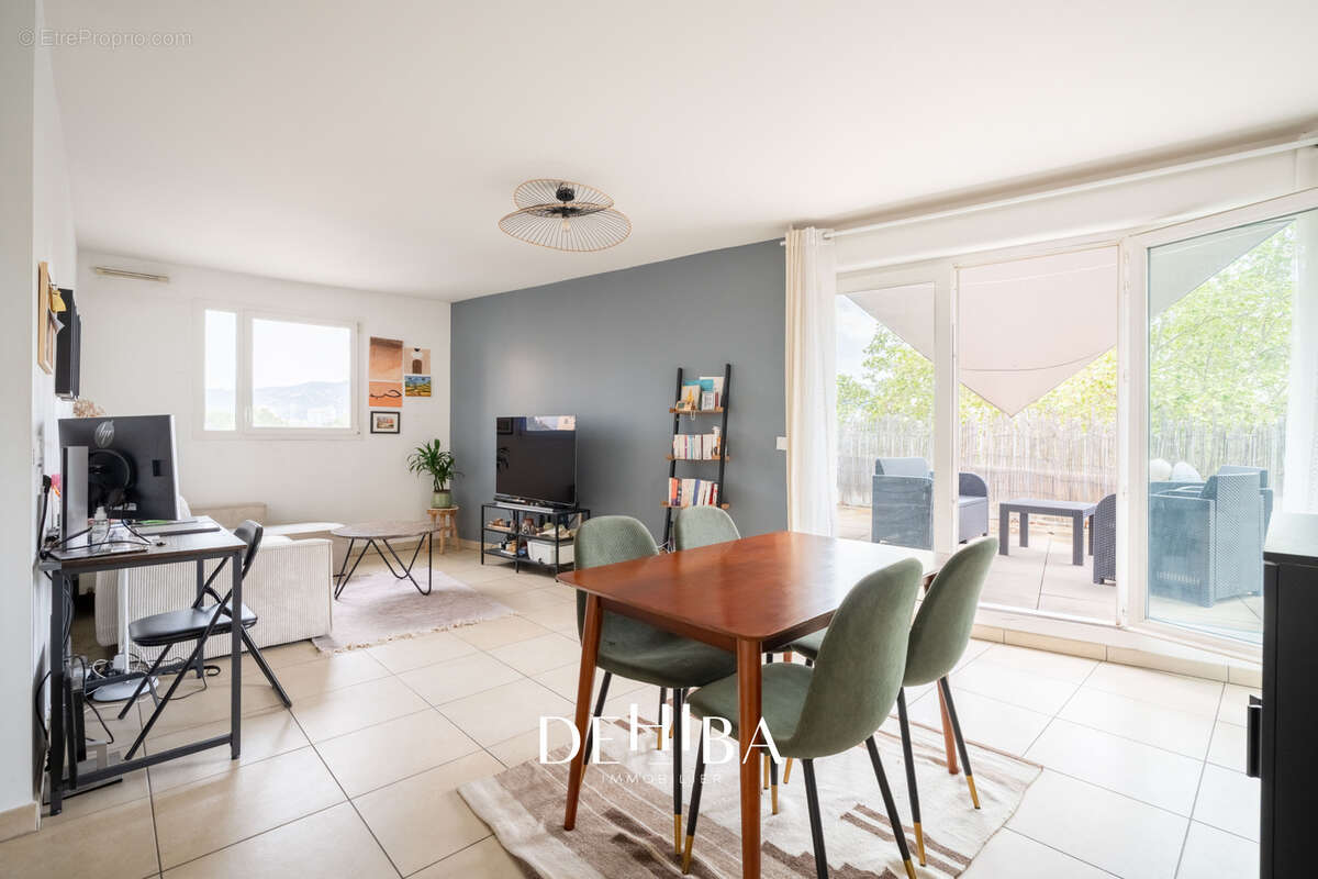 Appartement à MARSEILLE-8E