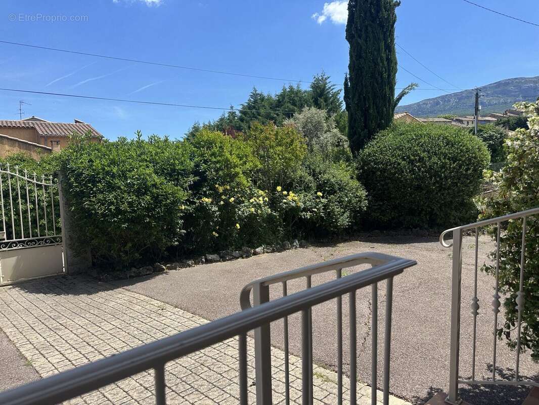 Maison à NANS-LES-PINS