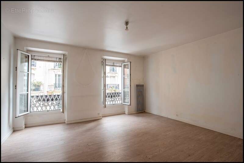 Appartement à vendre 3 pièces PARIS 17EME ARRONDISSEMENT (75) - photo 2