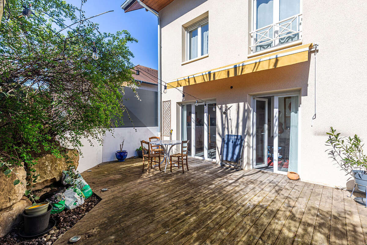 Agence immobiliere laforet - exclusivite - "filao" - la-balme-de-sillingy - maison jumelee de 82,74 m² - terrasse - garage - pla - photo 11