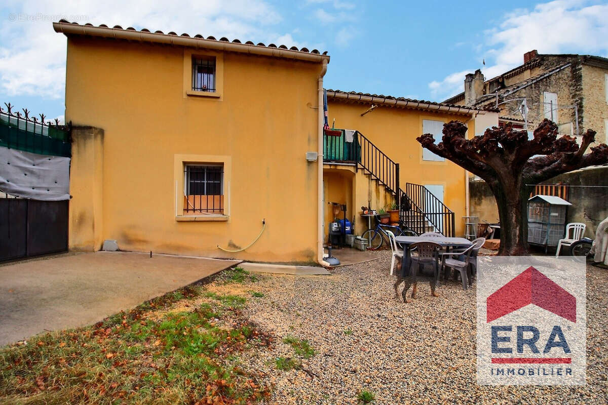 Maison à MONDRAGON