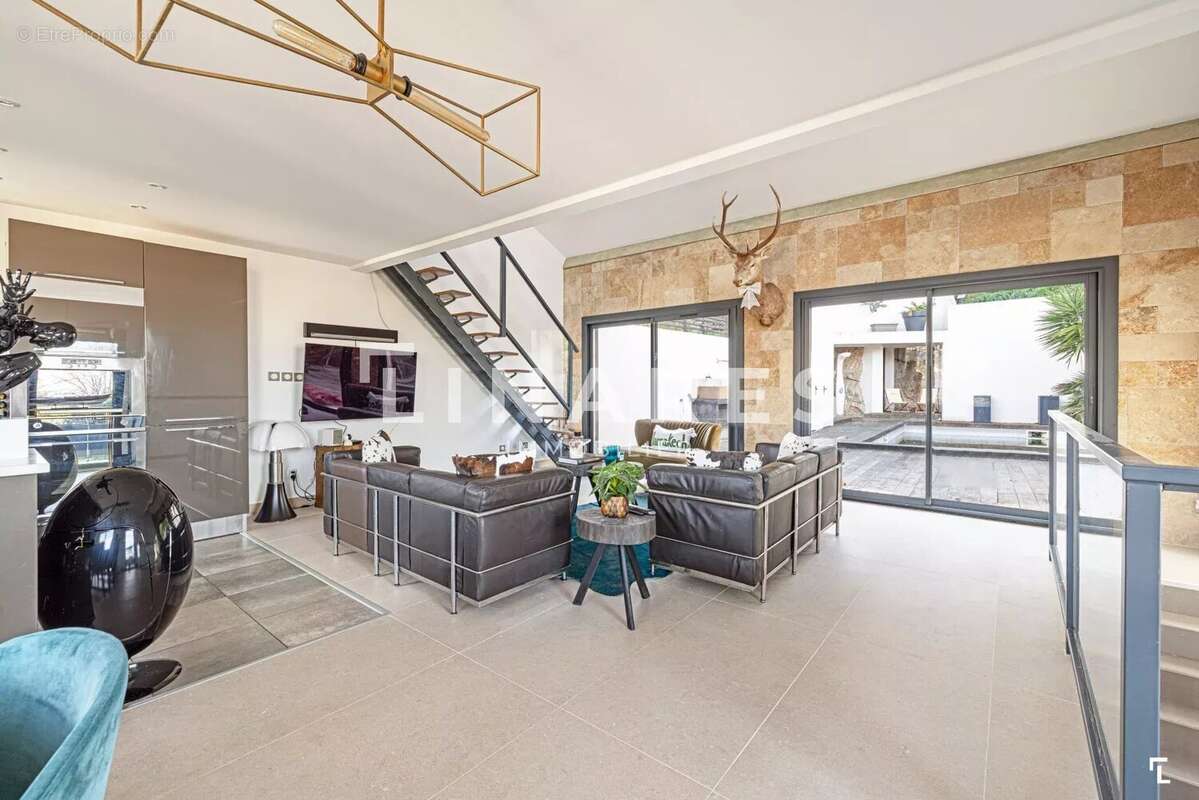 Maison à MARSEILLE-9E