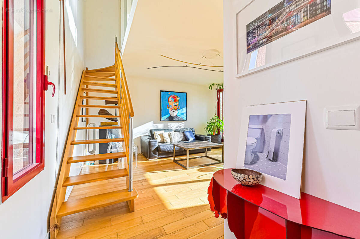 Appartement à PARIS-19E