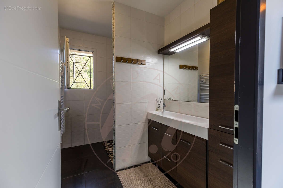Maison contemporaine avec patio   Un véritable cocon de sérénité à Saint-Pierre-du-Mont - photo 17