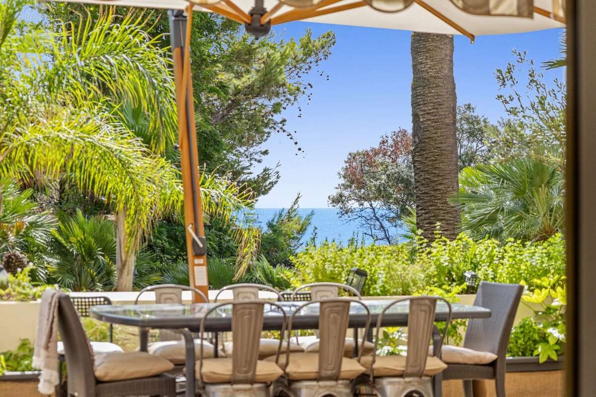 Cannes - palm beach - 3 pieces 54 m² - terrasse 80m² - vue mer - piscine - parking - photo 6