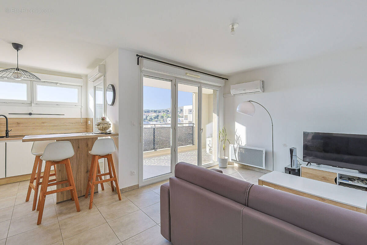 Appartement à MARSEILLE-14E