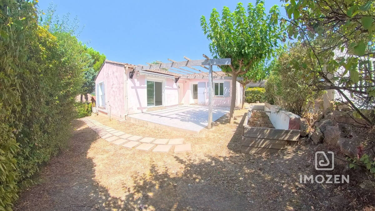 Maison à LE VAL