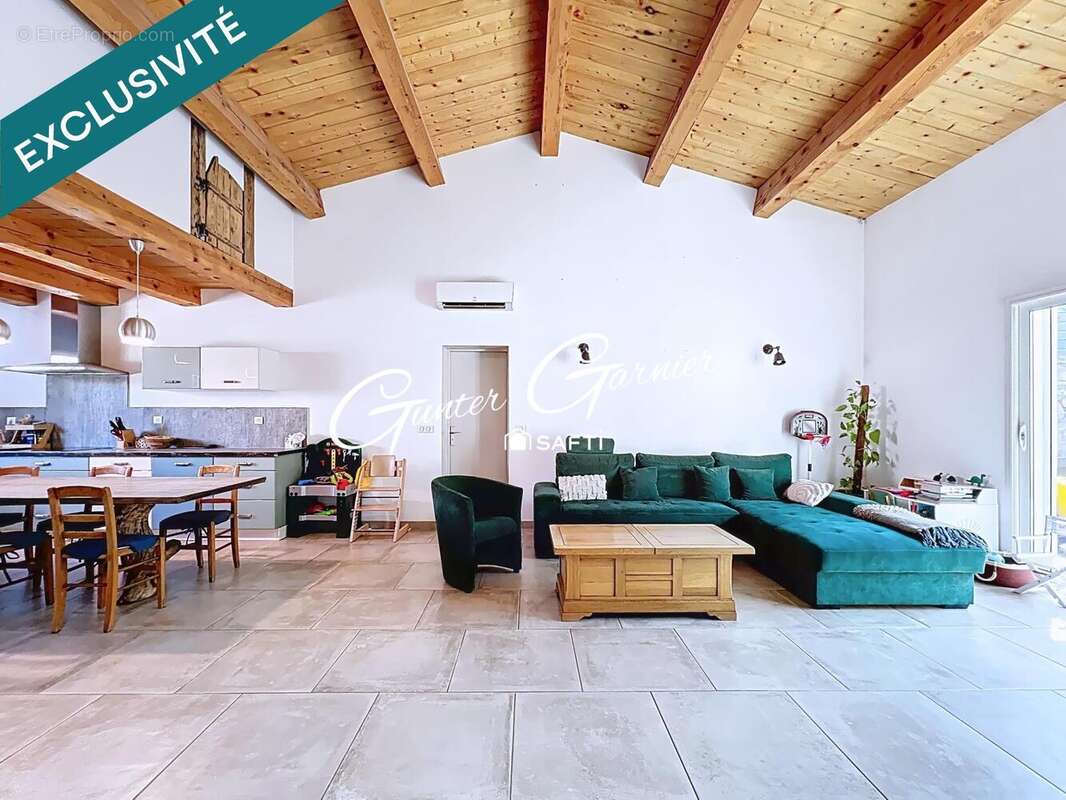 Photo 2 - Maison à LE CANNET-DES-MAURES