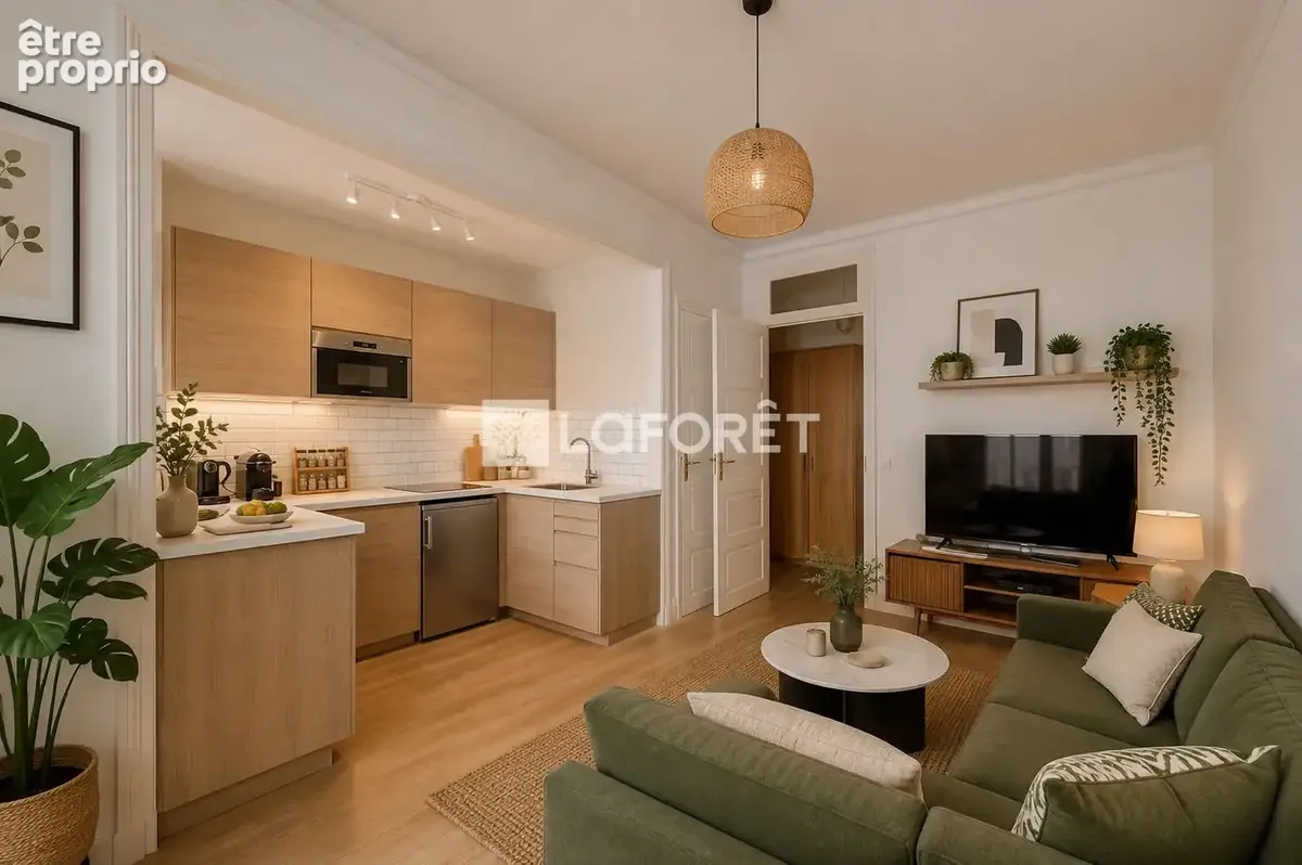 Appartement à PARIS-14E