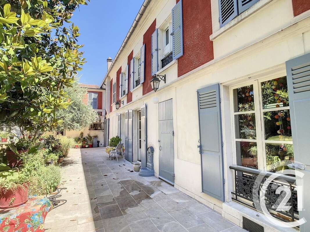 Photo 5 - Maison à CHOISY-LE-ROI